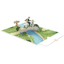 Carte pop-up Jeunes mariés à vélo